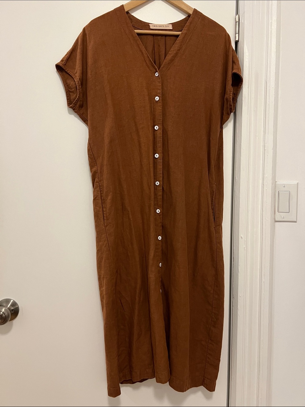Two Days Off Linen Dress in Rust